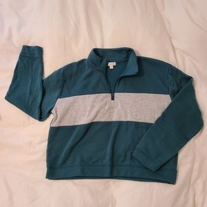 Crop pullover sweater